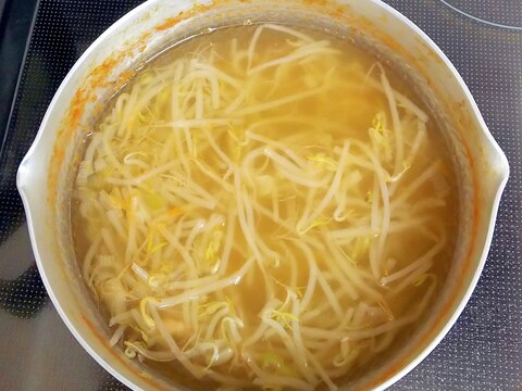 中華キムチ風もやしスープ